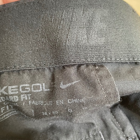 NIKE GOLF Pants Standard Fit Straight Leg Stretch Waist Black Active Pants Sz 36 - Picture 6 of 6